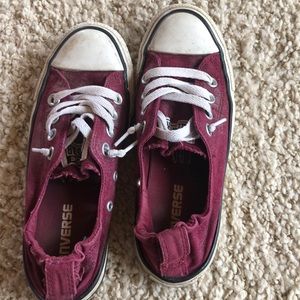 Maroon converse